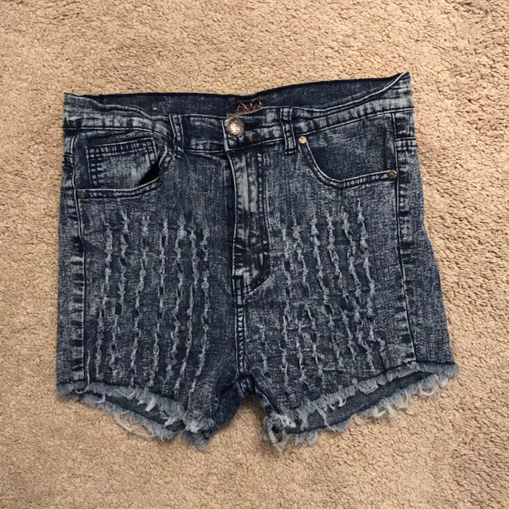 High-waisted shorts